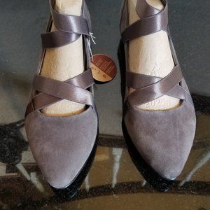 Jambu Rumson Too Flat